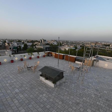 Hadendra Residences Jaipur Exteriör bild